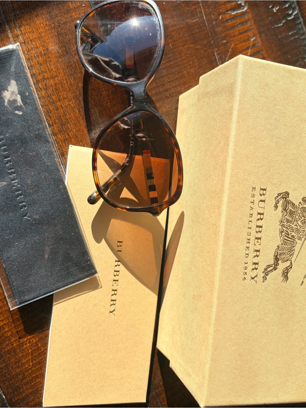 Burberry B 4197 Women's Sunglasses Dark Havana Tortoise Brown Gradient Full Set
